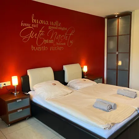 Hof 19 - Nuernberg Nord Hotel 3*
